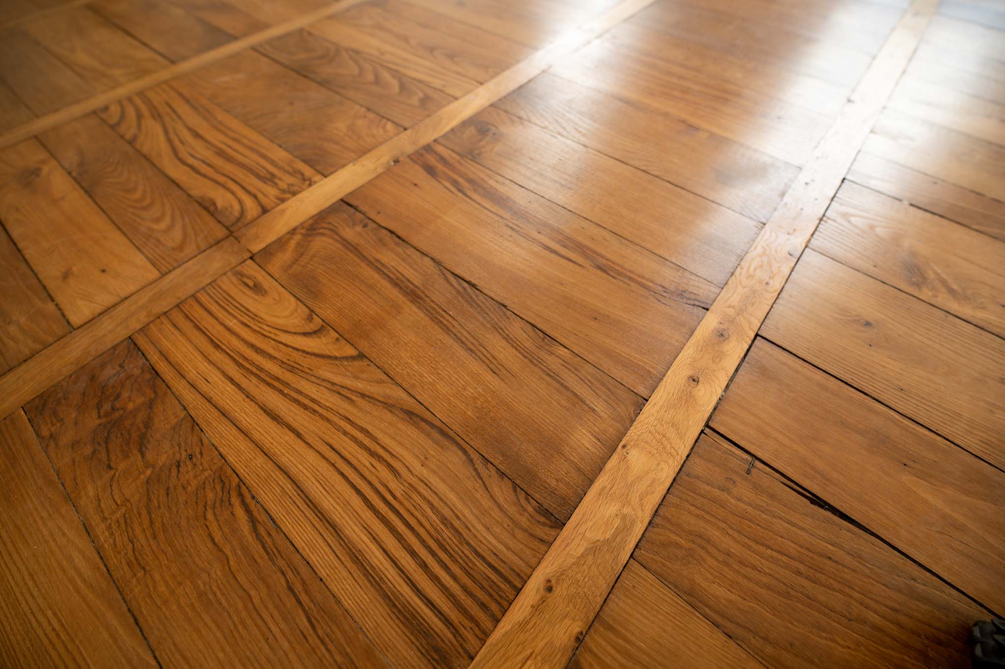 detail-parquet-ancien-restauré-atelier-drouin-gandon