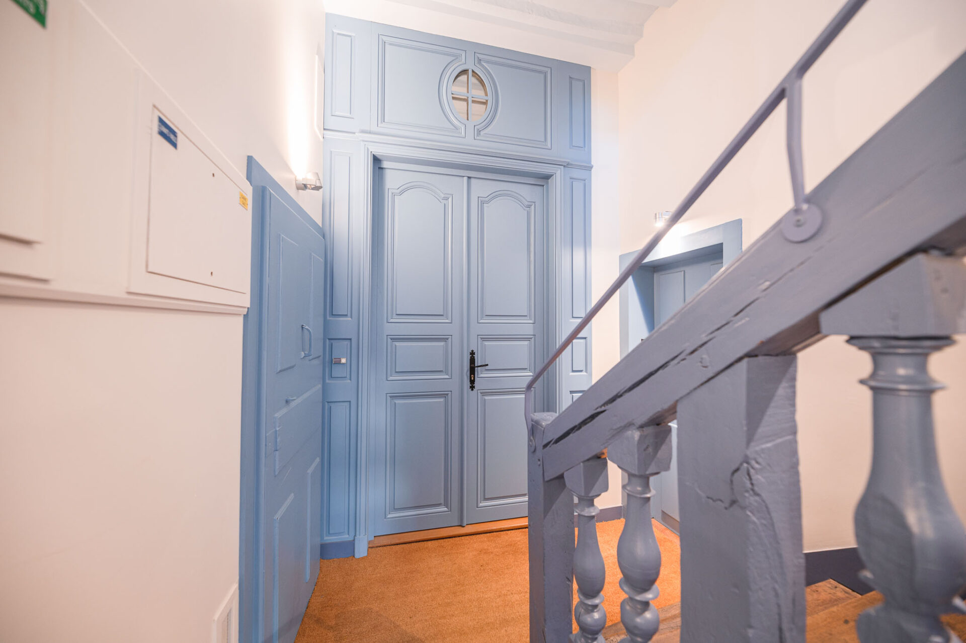 porte-entree-interieure-immeuble-syndic-a-rennes-atelier-drouin-gandon