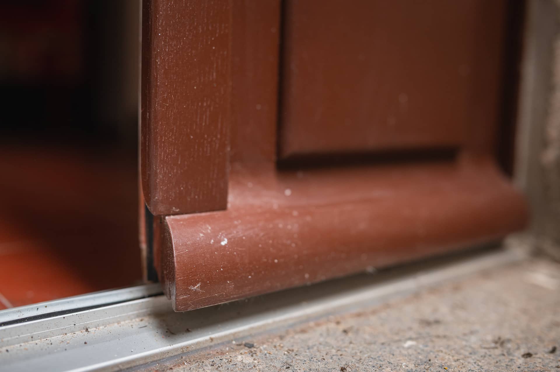 detail-moulure-fenetre-renovation-locaux-notaire-hoche-rennes